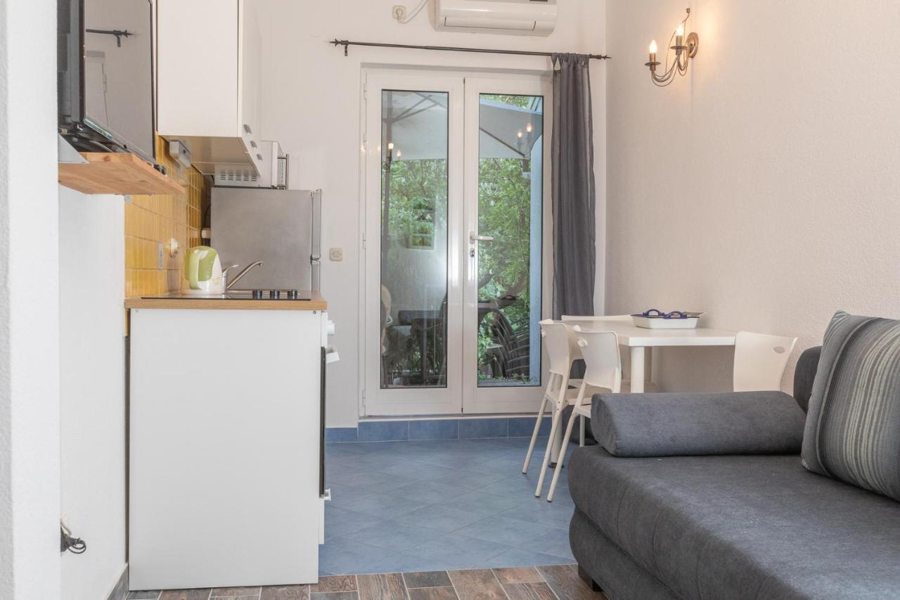 Vega Apartments Podgora Eksteriør bilde